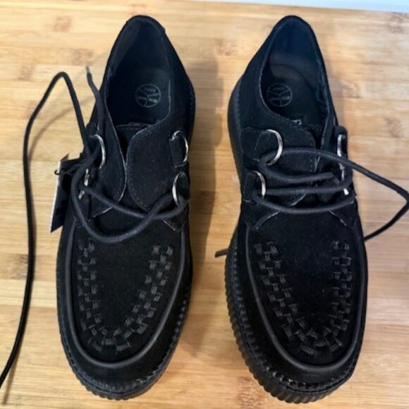 T.U.K. Black Suede Low Viva Creeper Oxford Shoe – Unisex - Picture 4 of 16